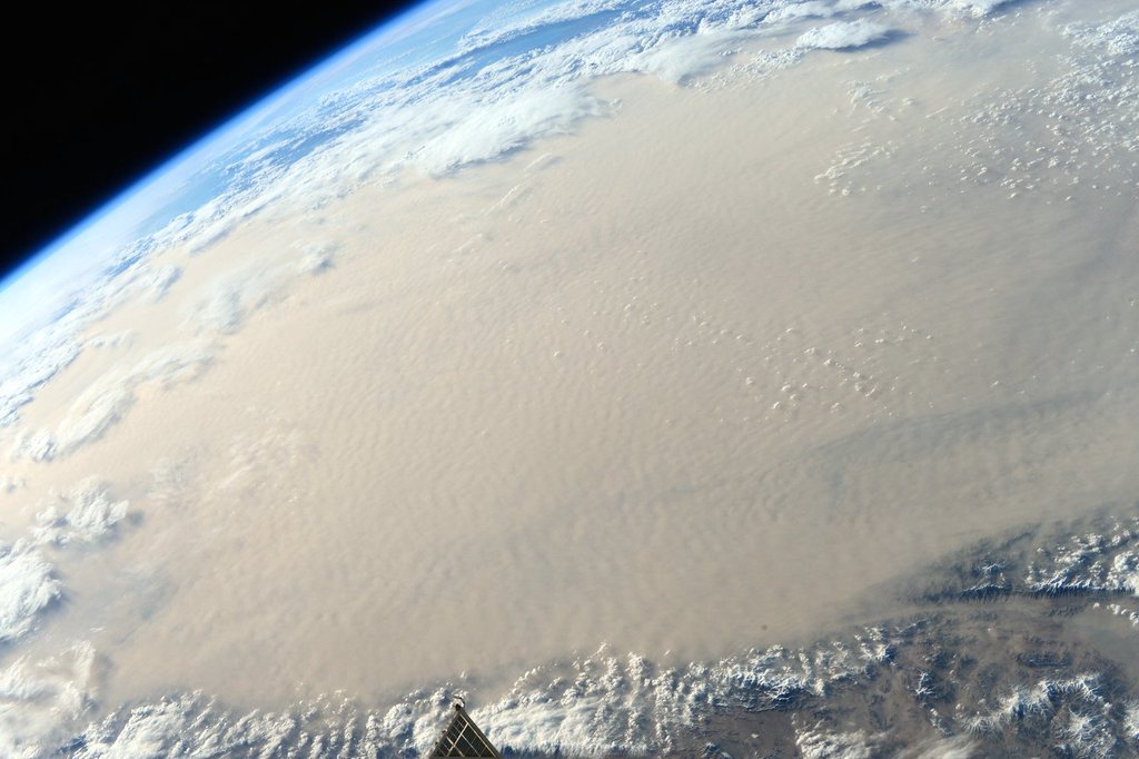 20160114_Earthview_ScottKelly_GobiDesert