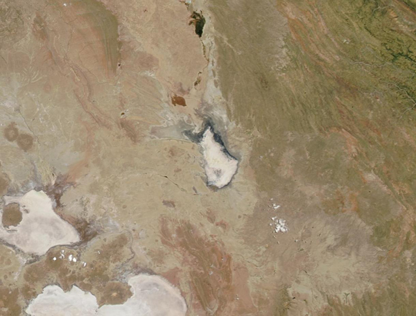 [:ja]【宇宙からの地球絶景】No.30: ボリビアのポオポ湖の干上がり[:en][Earthview Wonders] No.30: Bolivia’s Lake Poopo Dried Up[:]