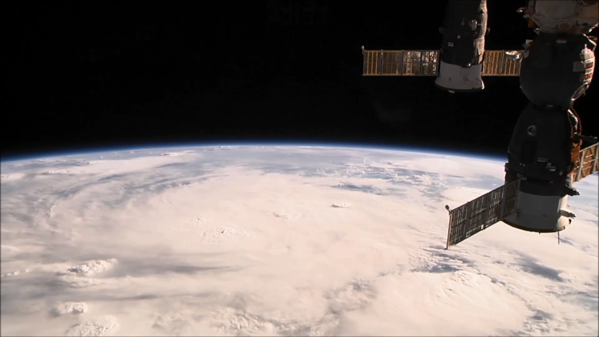 [:ja]【宇宙からの地球絶景】【動画】No.44: ハリケーン・アール[:en][Earthview Wonders][VIDEO] No.44: Tropical Storm Earl[:]