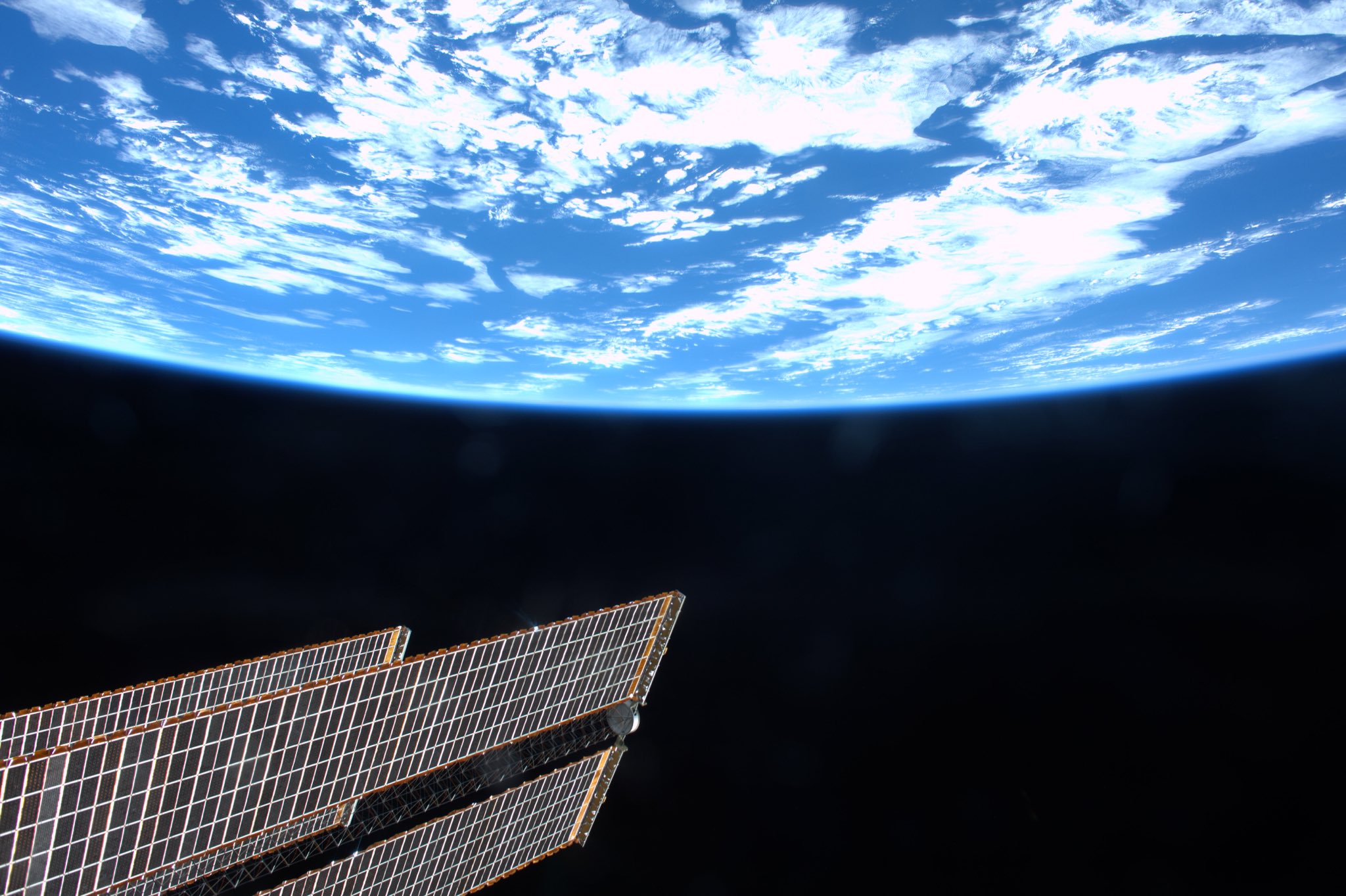 [:ja]【宇宙からの地球絶景】No.156: 宇宙からの新年[:en][Earthview Wonders] No.156: New Year from Space[:]