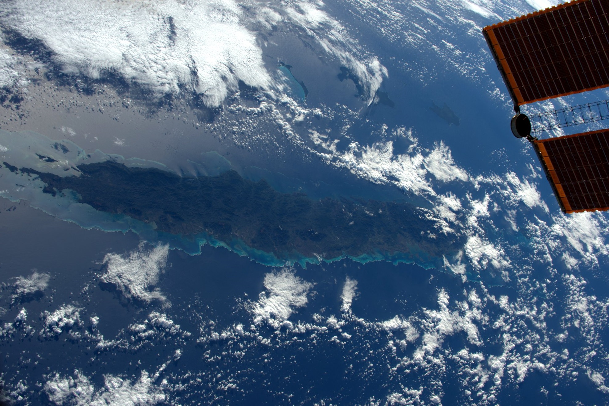 [:ja]【宇宙からの地球絶景】No.195: ニューカレドニア🇳🇨[:en][Earthview Wonders] No.195: New Caledonia🇳🇨[:]