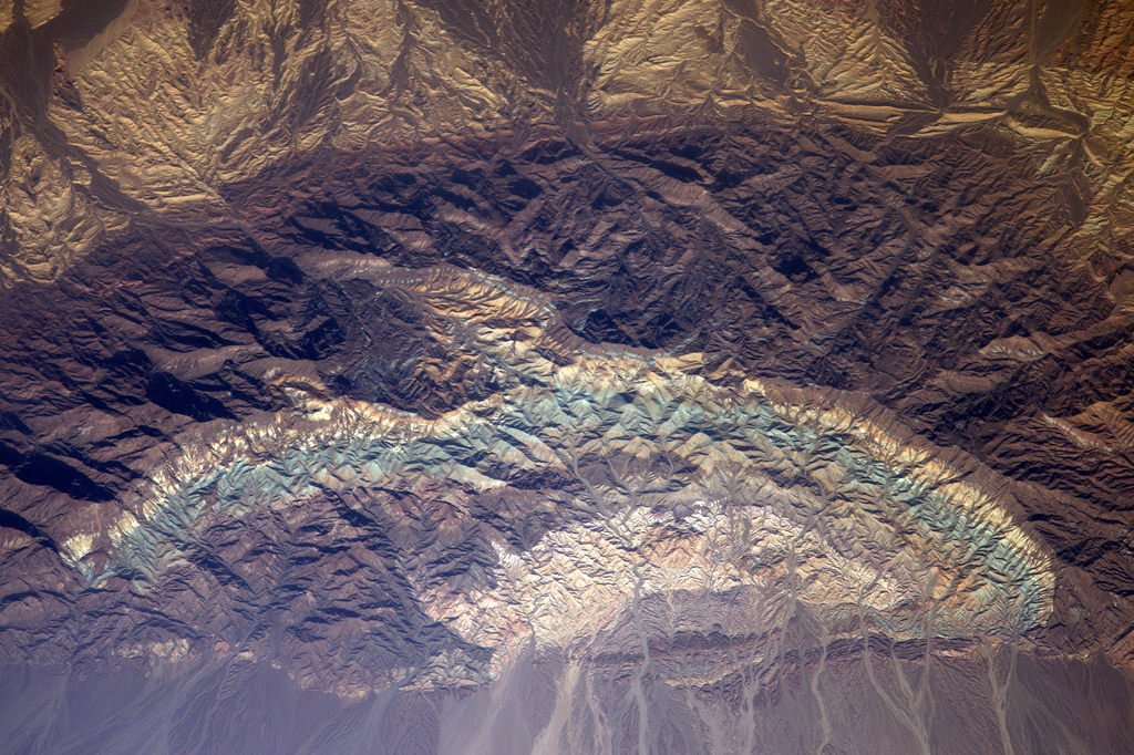 [:ja]【宇宙からの地球絶景】No.208: イランのカヴィール国立公園🇮🇷[:en][Earthview Wonders] No.208: Kavir National Park of Iran🇮🇷[:]
