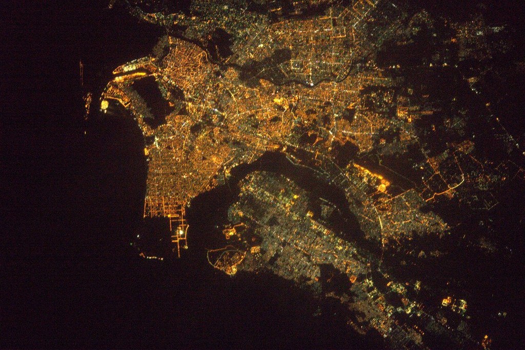 [:ja]【宇宙からの地球絶景】No.212: 夜のパキスタン・カラチ🇵🇰[:en][Earthview Wonders] No.212: Karachi, Pakistan at Night🇵🇰[:]