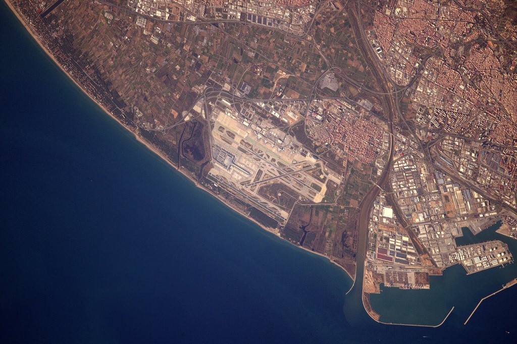 [:ja]【宇宙からの地球絶景】No.219: スペインのバルセロナ🇪🇸[:en][Earthview Wonders] No.219: Barcelona of Spain🇪🇸[:]
