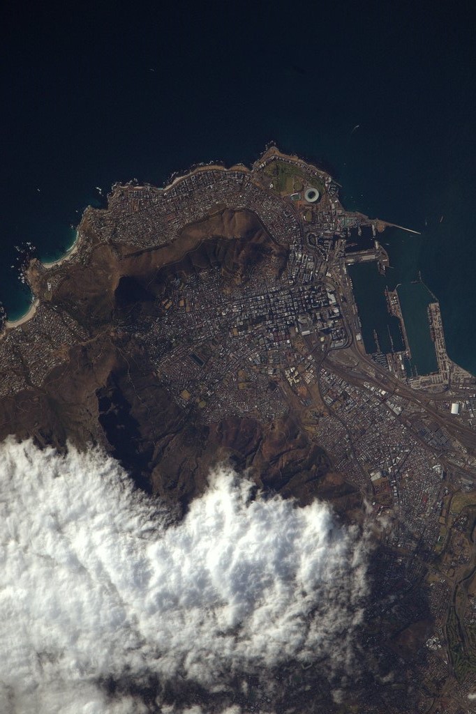 [:ja]【宇宙からの地球絶景】No.226: ケープタウン🇿🇦[:en][Earthview Wonders] No.226: Cape Town🇿🇦[:]