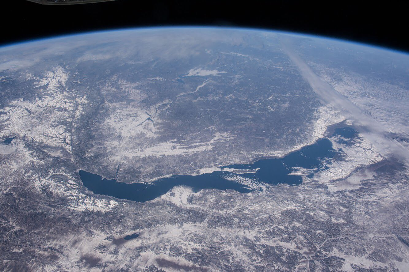 [:ja]【宇宙からの地球絶景】No.299: ロシアのバイカル湖🇷🇺[:en][Earthview Wonders] No.299: Lake Baikal of Russia🇷🇺[:]