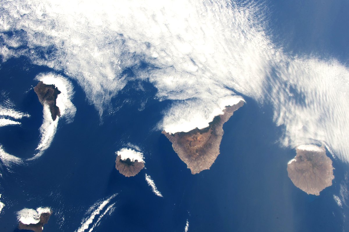 [:ja]【宇宙からの地球絶景】No.313: カナリア諸島🇮🇨🇪🇸[:en][Earthview Wonders] No.313: Canary Islands🇮🇨🇪🇸[:]