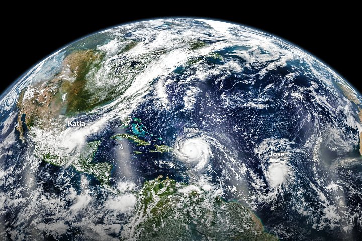 [:ja]【宇宙からの地球絶景】No.330: 大西洋のハリケーン🇺🇸🇲🇽[:en][Earthview Wonders] No.330: Atlantic Hurricanes🇺🇸🇲🇽[:]