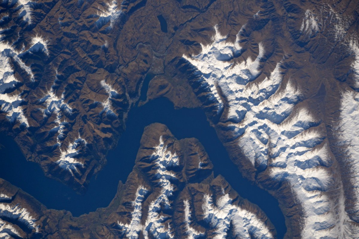 [:ja]【宇宙からの地球絶景】No.444: ニュージーランドのクイーンズタウン🇳🇿[:en][Earthview Wonders] No.444: Queenstown, New Zealand🇳🇿[:]