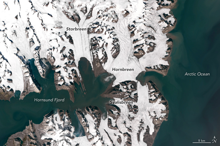 [:ja]【宇宙からの地球絶景】No.535: スヴァールバル諸島🇳🇴[:en][Earthview Wonders] No.535: Losing Ice in Svalbards🇳🇴[:]