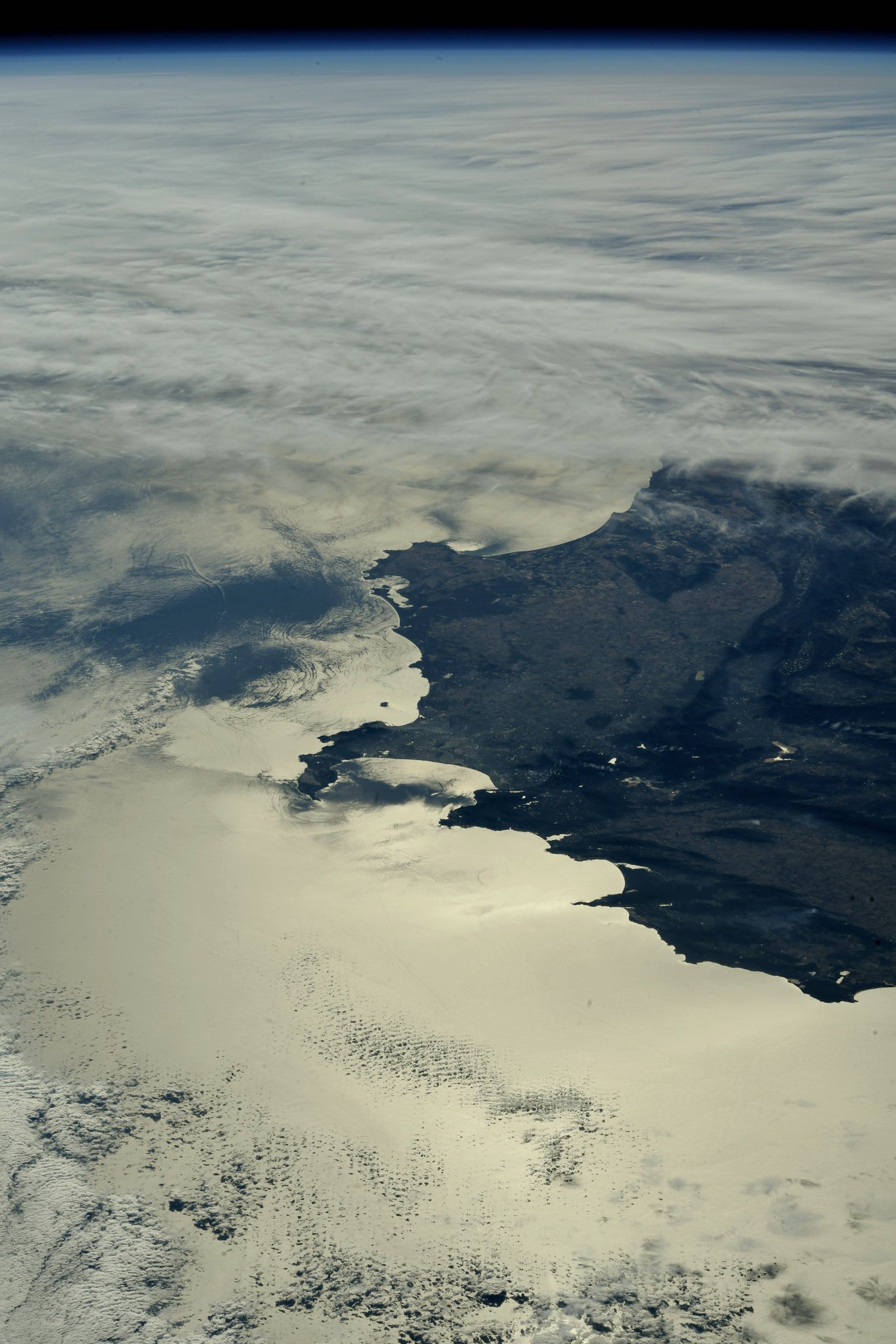 [:ja]【宇宙からの地球絶景】No.527: 南アフリカのケープタウン🇿🇦[:en][Earthview Wonders] No.527: Cape Town, South Africa🇿🇦[:]