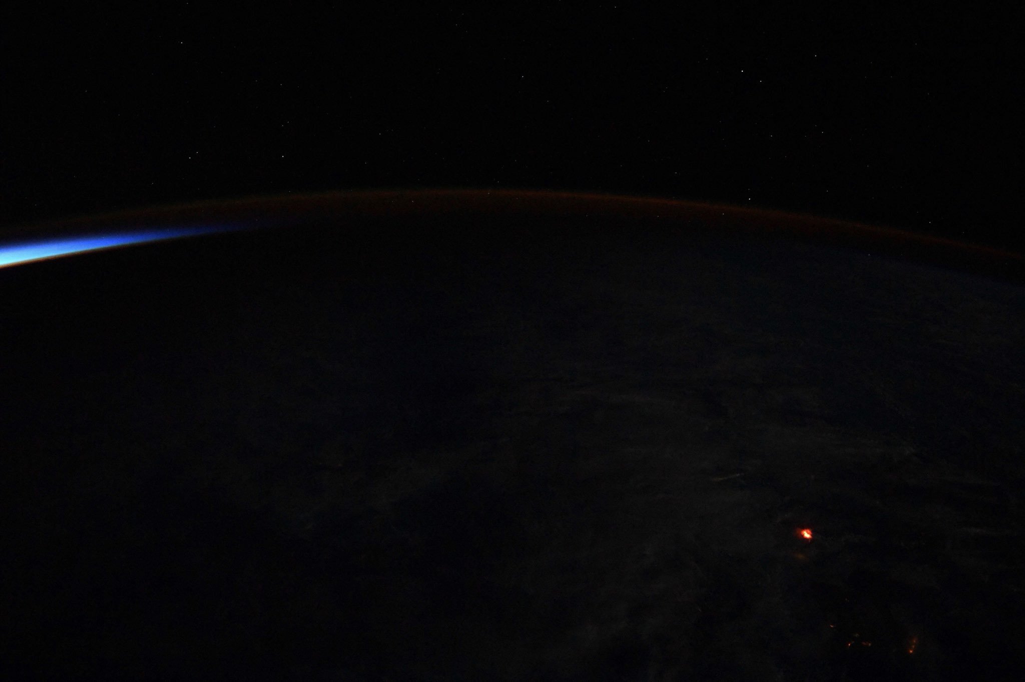 [:ja]【宇宙からの地球絶景】No.533: キラウエア火山🇺🇸[:en][Earthview Wonders] No.533: Kilauea From Space🇺🇸[:]