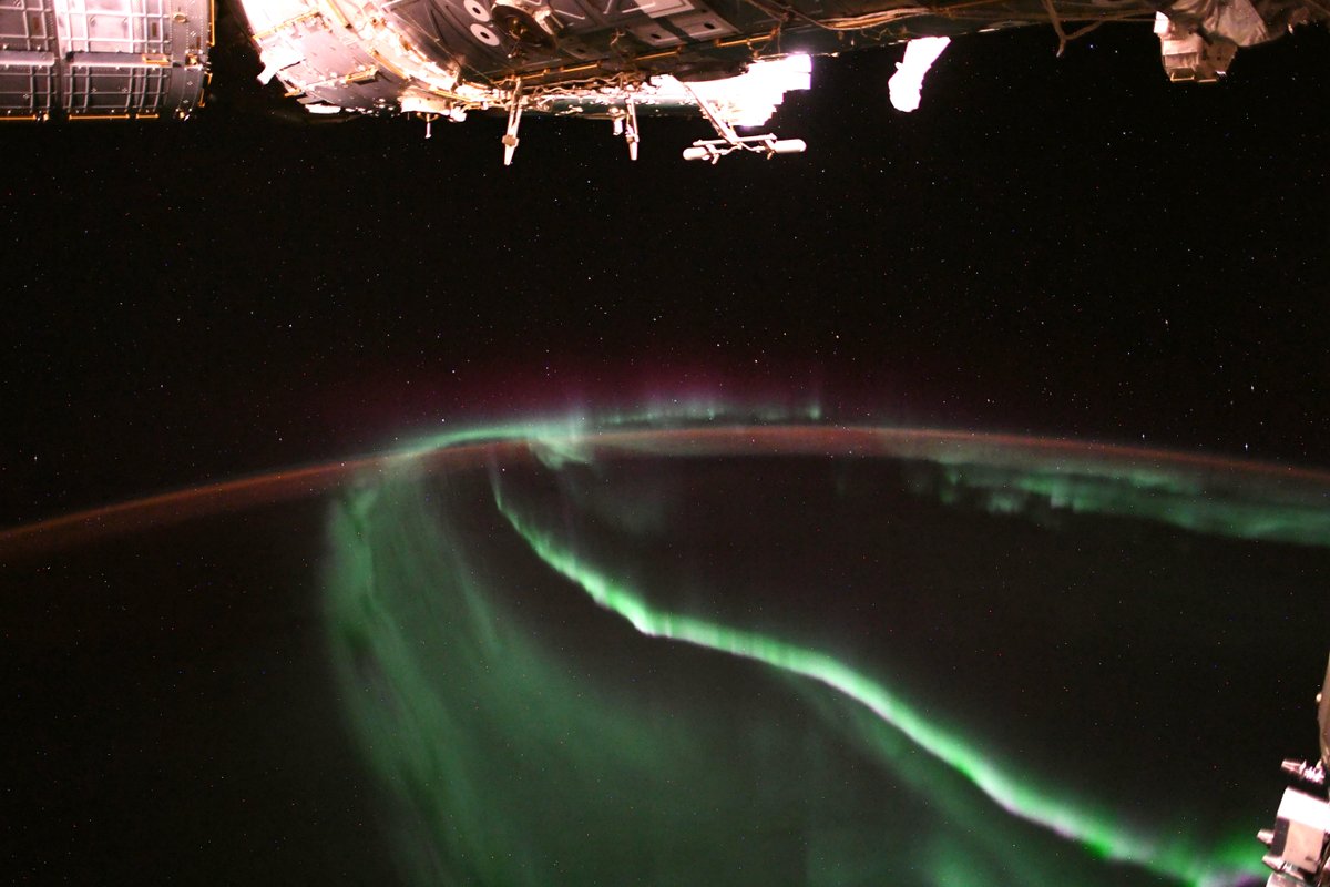 [:ja]【宇宙からの地球絶景】No.576: オーロラ[:en][Earthview Wonders] No.576: Aurora[:]