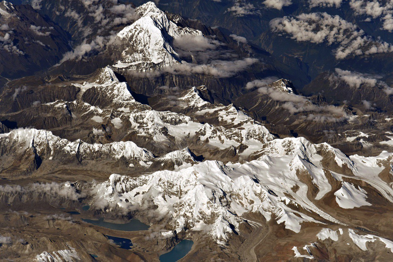 [:ja]【宇宙からの地球絶景】No.647: エベレスト山🇳🇵🇨🇳[:en][Earthview Wonders] No.647: Mt. Everest🇳🇵🇨🇳[:]