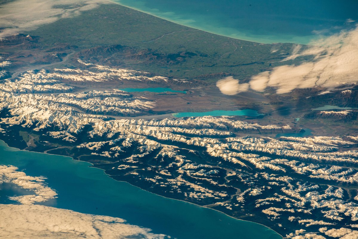 [:ja]【宇宙からの地球絶景】No.675: ニュージーランドのテカポ湖🇳🇿[:]