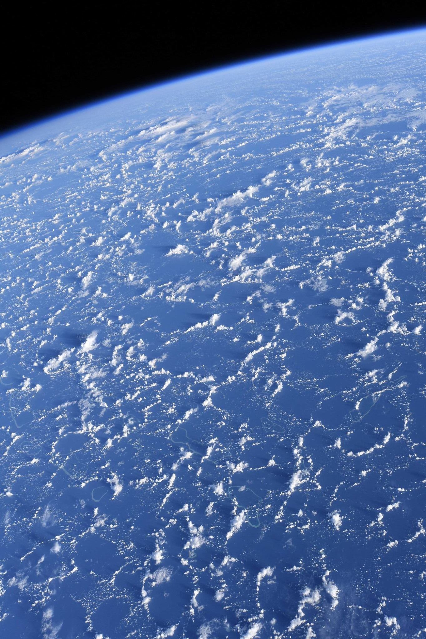 [:ja]【宇宙からの地球絶景】No.691: 海と雲[:en][Earthview Wonders] No.691: Sea and Clouds[:]