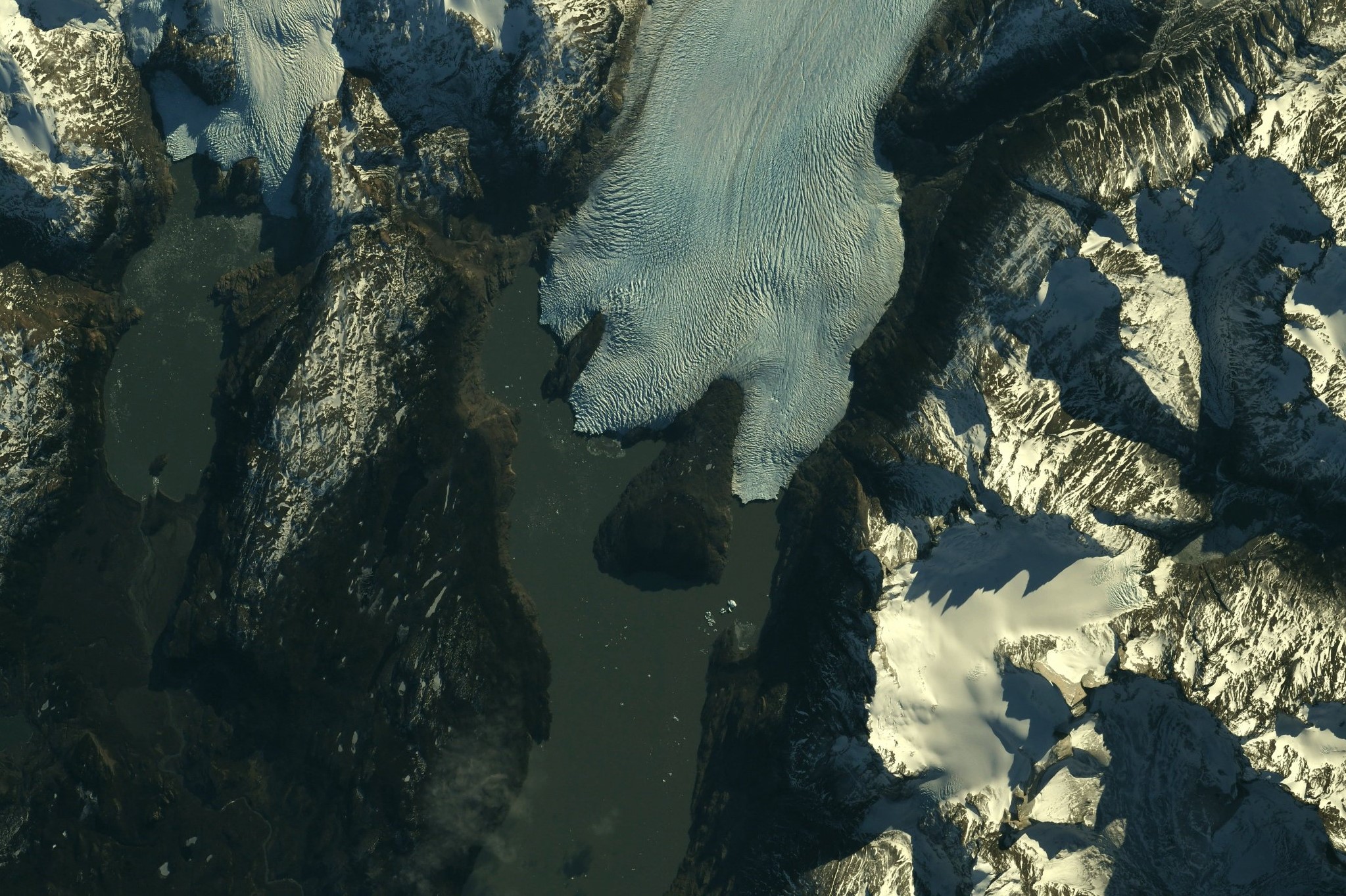 [:ja]【宇宙からの地球絶景】No.704: パタゴニアのグレイ氷河🇨🇱[:en][Earthview Wonders] No.704: Grey Glacier, Patagonia🇨🇱[:]