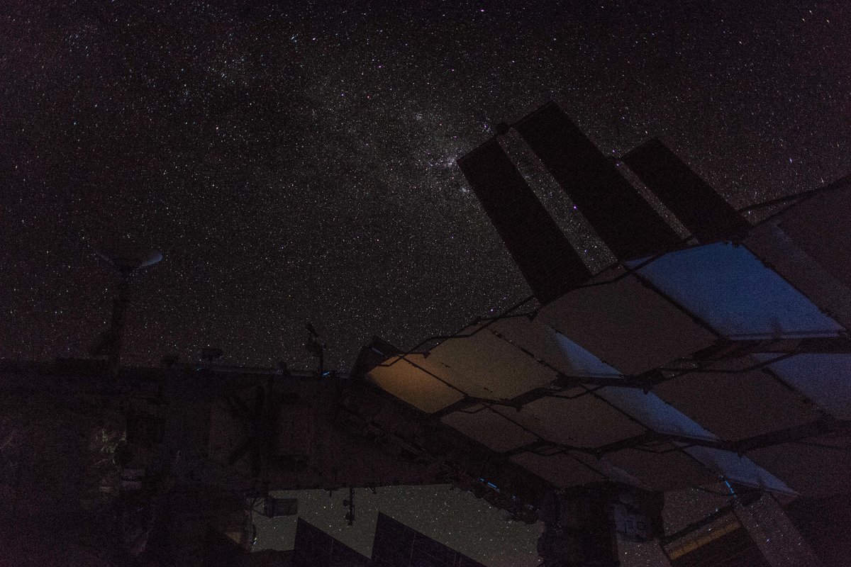 [:ja]【宇宙からの地球絶景】No.733: 天の川銀河[:en][Earthview Wonders] No.733: Milky Way Galaxy[:]