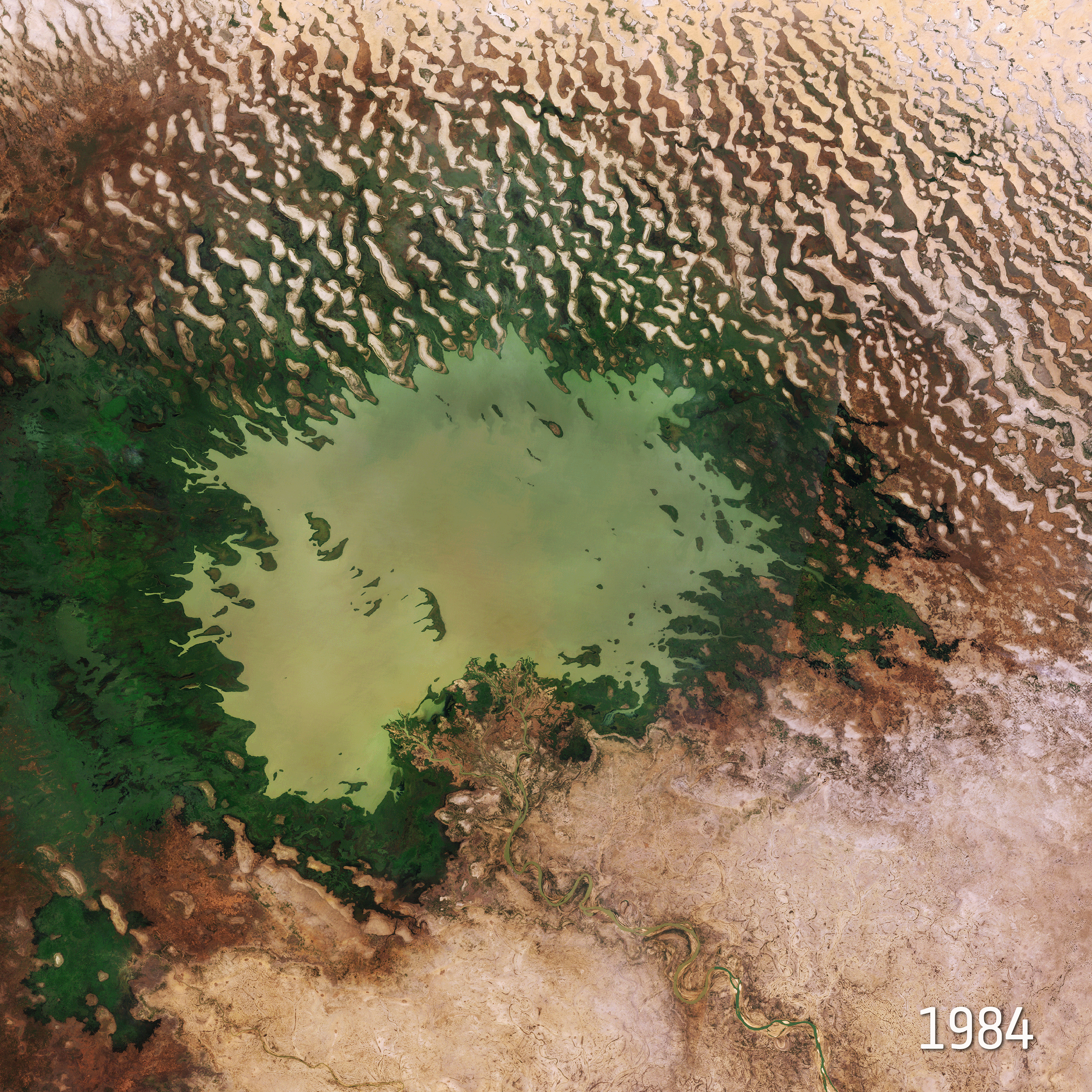 [:ja]【宇宙からの地球絶景】No.736: チャド湖🇹🇩🇳🇪🇳🇬🇨🇲[:en][Earthview Wonders] No.736: Lake Chad🇹🇩🇳🇪🇳🇬🇨🇲[:]