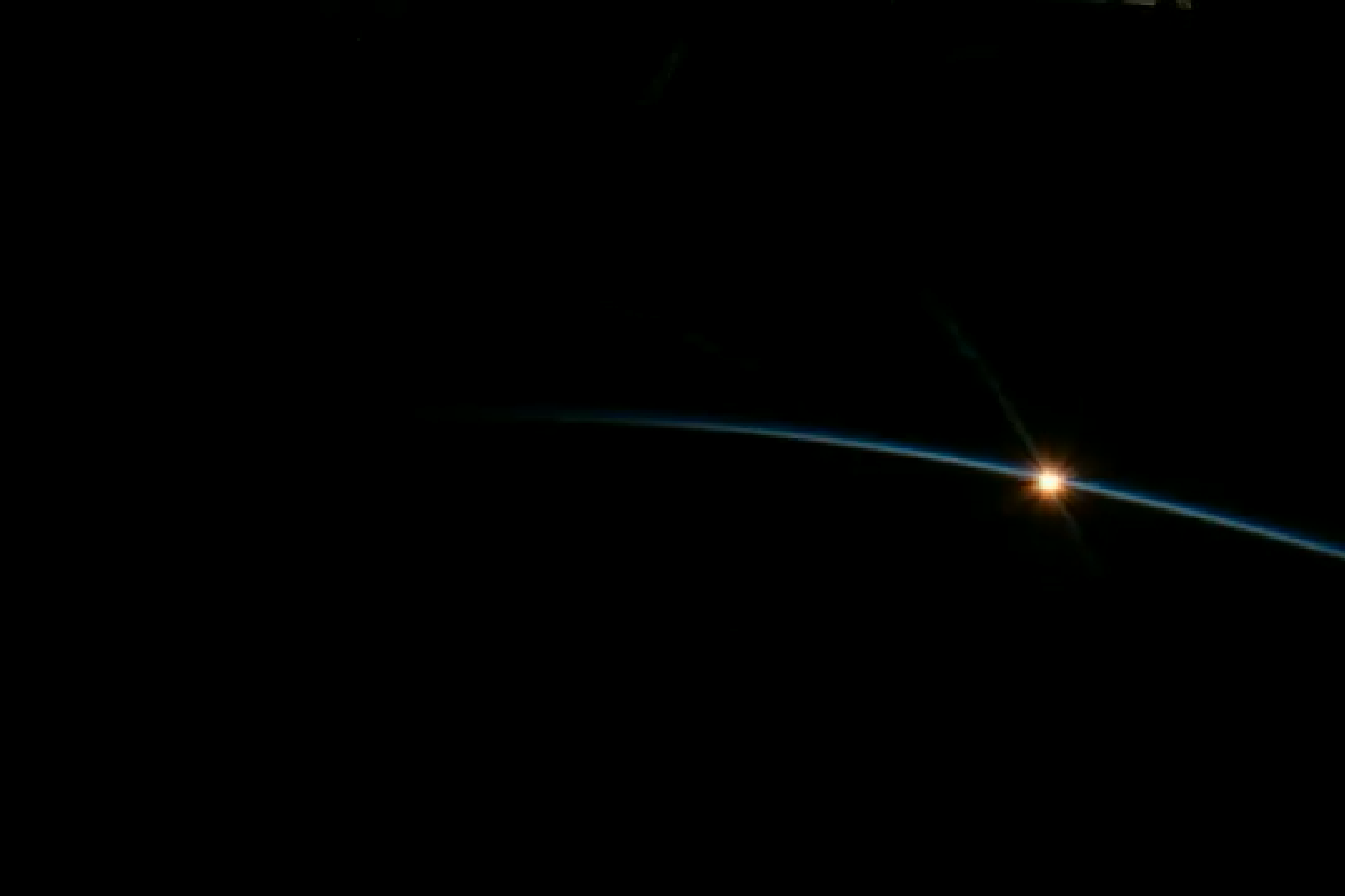 [:ja]【宇宙からの地球絶景】【動画】No.750: 宇宙からの日の入り[:en][Earthview Wonders][Video] No.750: Sunset From Space[:]