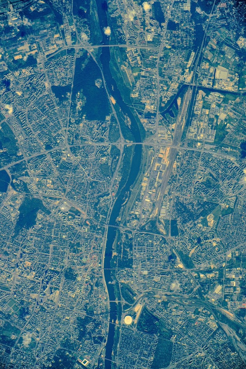 [:ja]【宇宙からの地球絶景】No.815: ポーランドのワルシャワ🇵🇱[:en][Earthview Wonders] No.815: Warsaw, Poland🇵🇱[:]