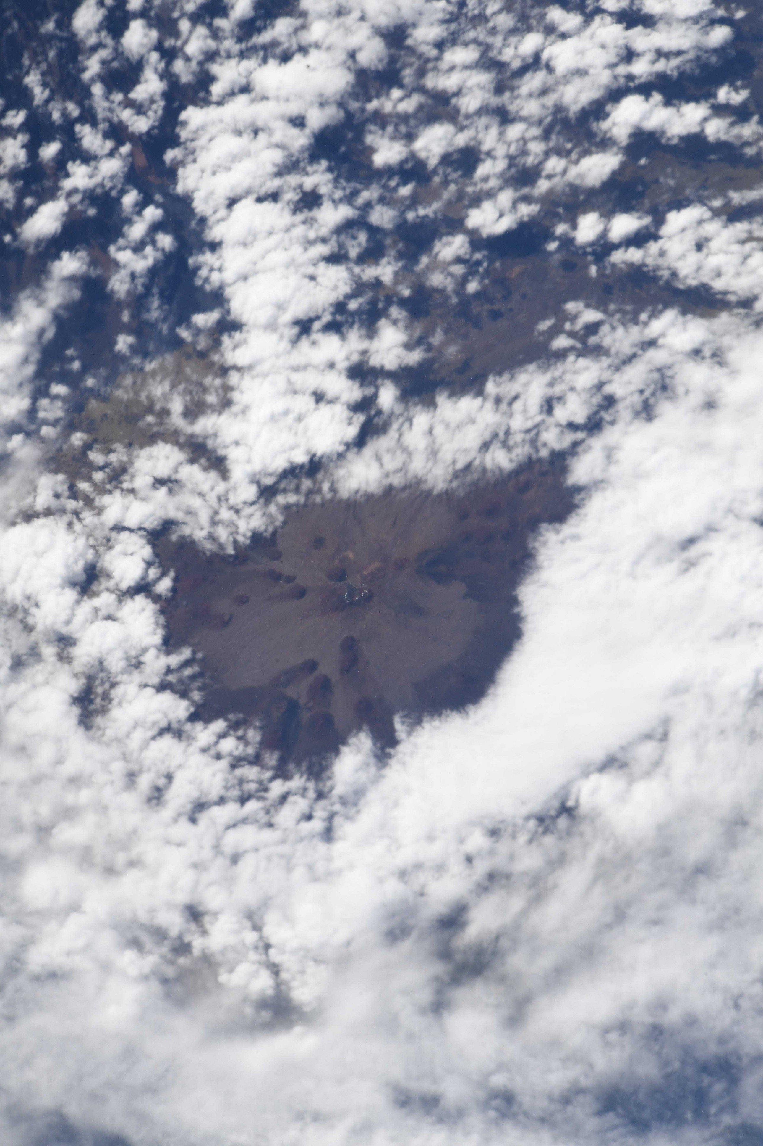 [:ja]【宇宙からの地球絶景】No.837: マウナ・ケア🇺🇸[:en][Earthview Wonders] No.837: Mauna Kea Volcano🇺🇸[:]