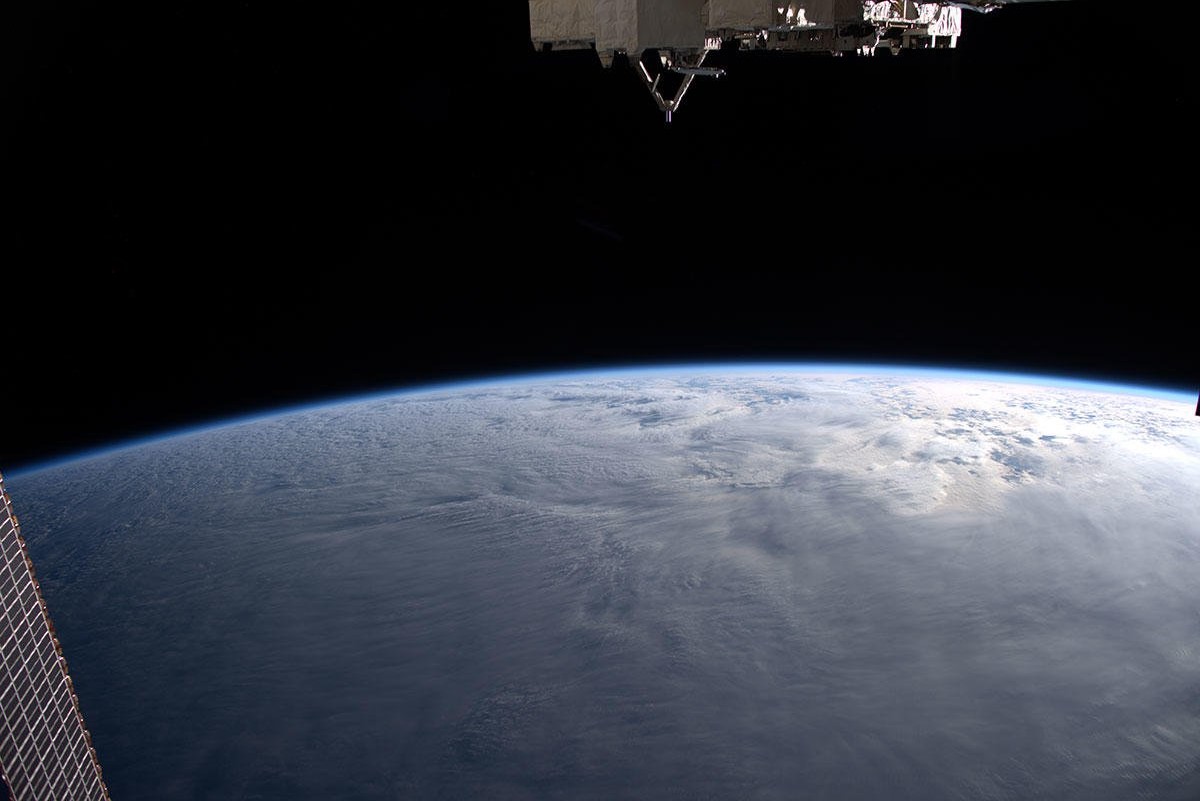 [:ja]【宇宙からの地球絶景】No.833: 太平洋の雲景[:en][Earthview Wonders] No.833: Cloudscape of Pacific Ocean[:]