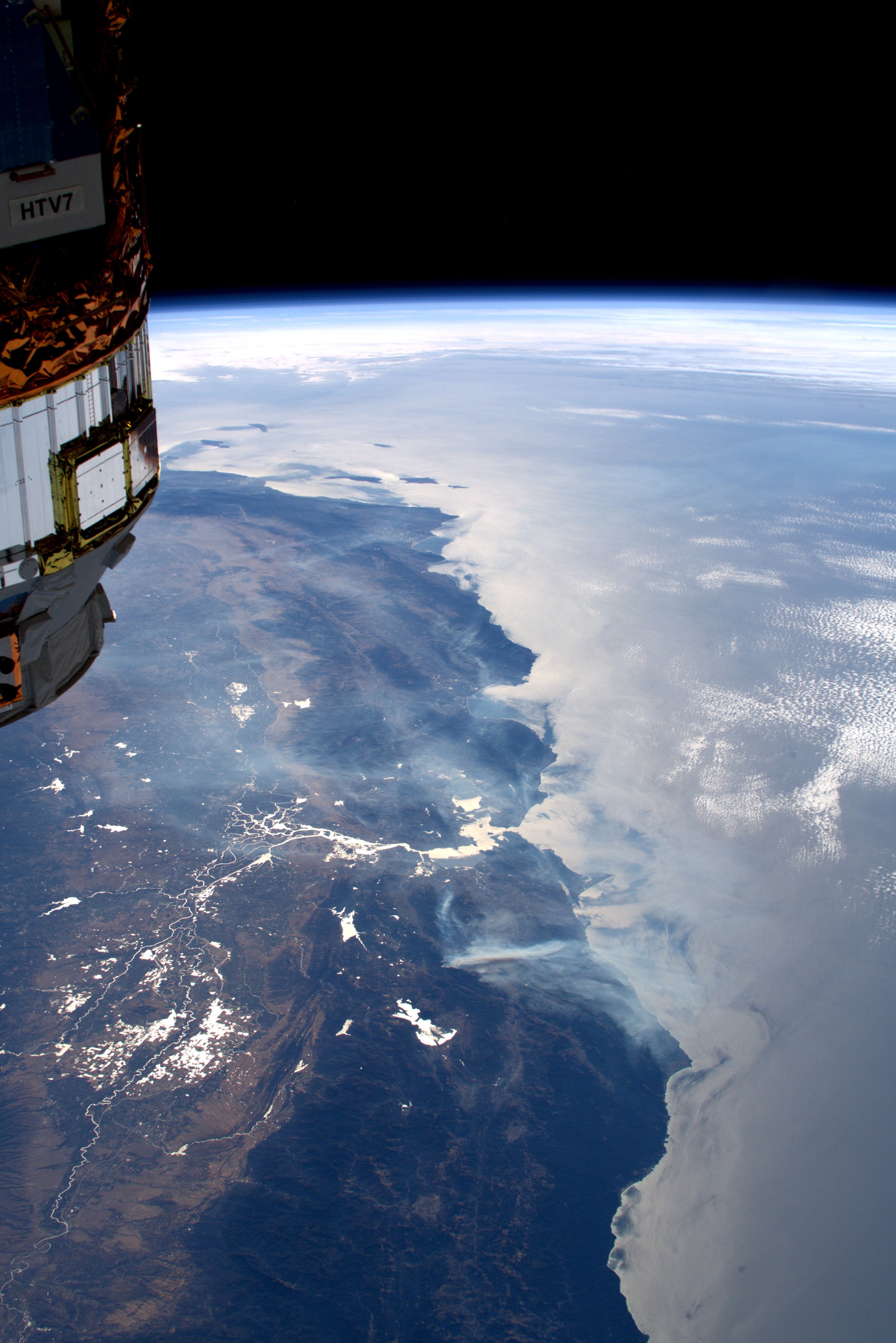 [:ja]【宇宙からの地球絶景】No.888: カリフォルニアの山火事🇺🇸[:en][Earthview Wonders] No.888: California Wildfires🇺🇸[:]