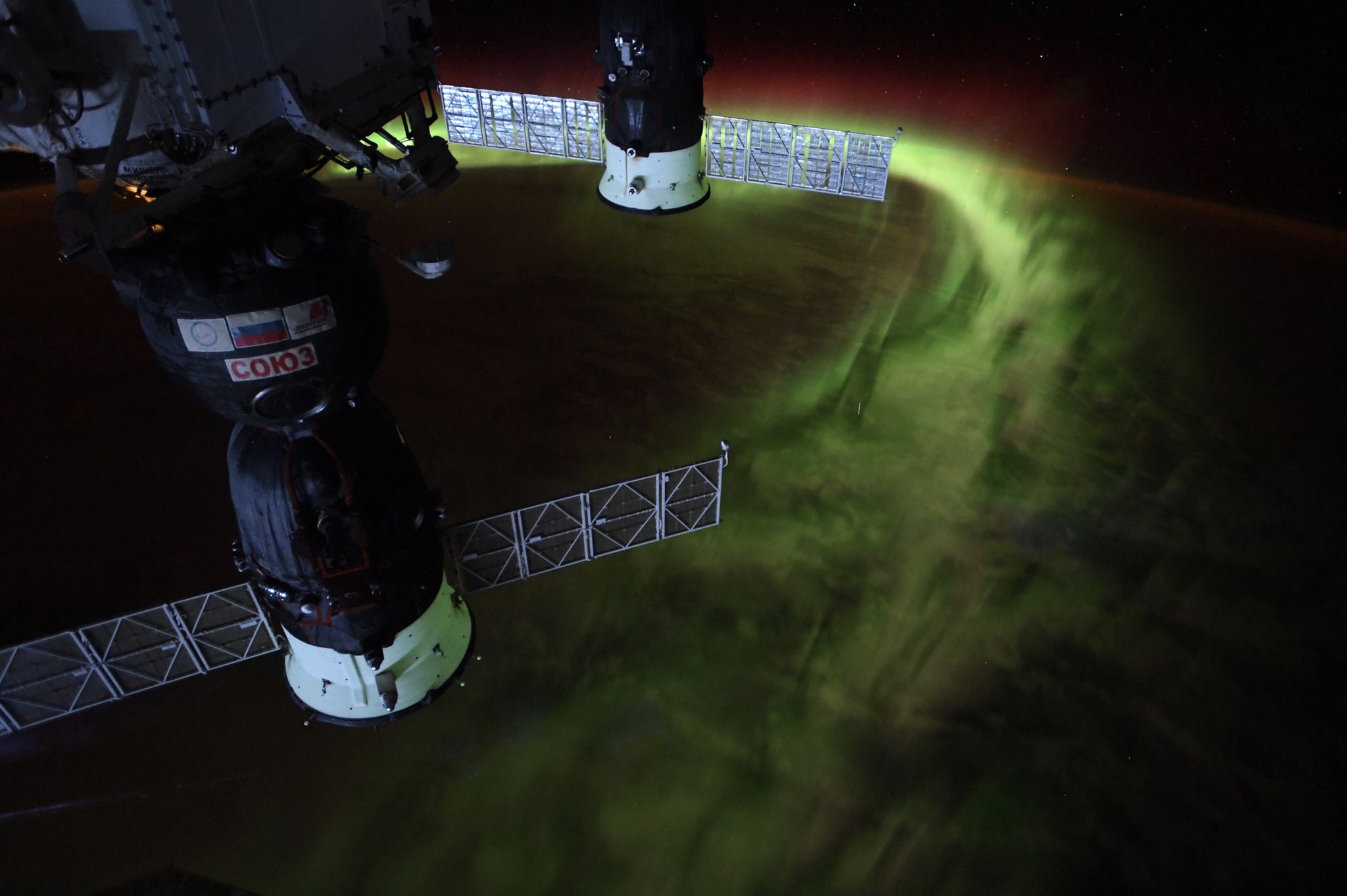 [:ja]【宇宙からの地球絶景】No.1018: 南半球のオーロラ[:en][Earthview Wonders] No.1018: Southern Lights[:]
