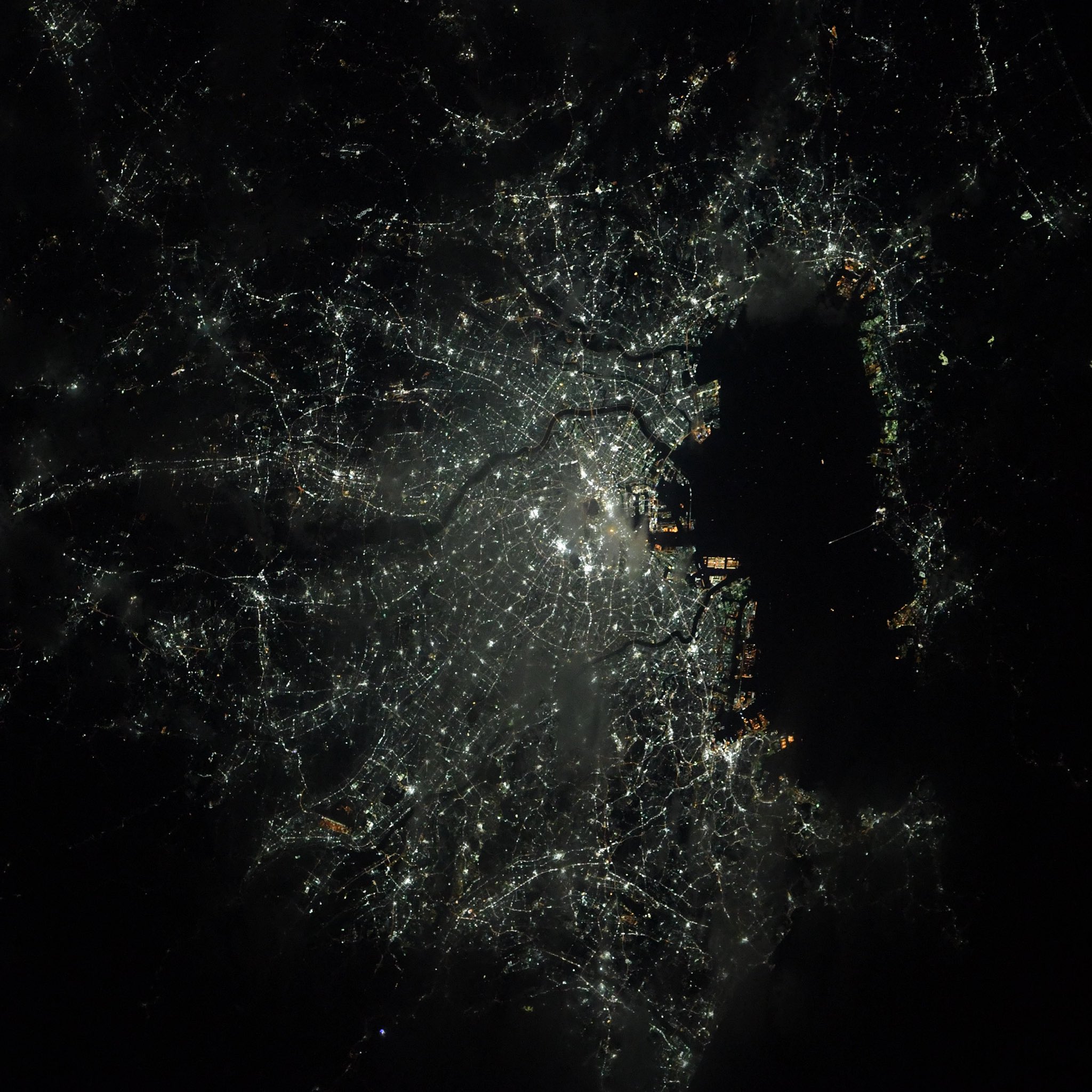 [:ja]【宇宙からの地球絶景】No.1000: 東京🇯🇵[:en][Earthview Wonders] No.1000: Tokyo, Japan🇯🇵[:]