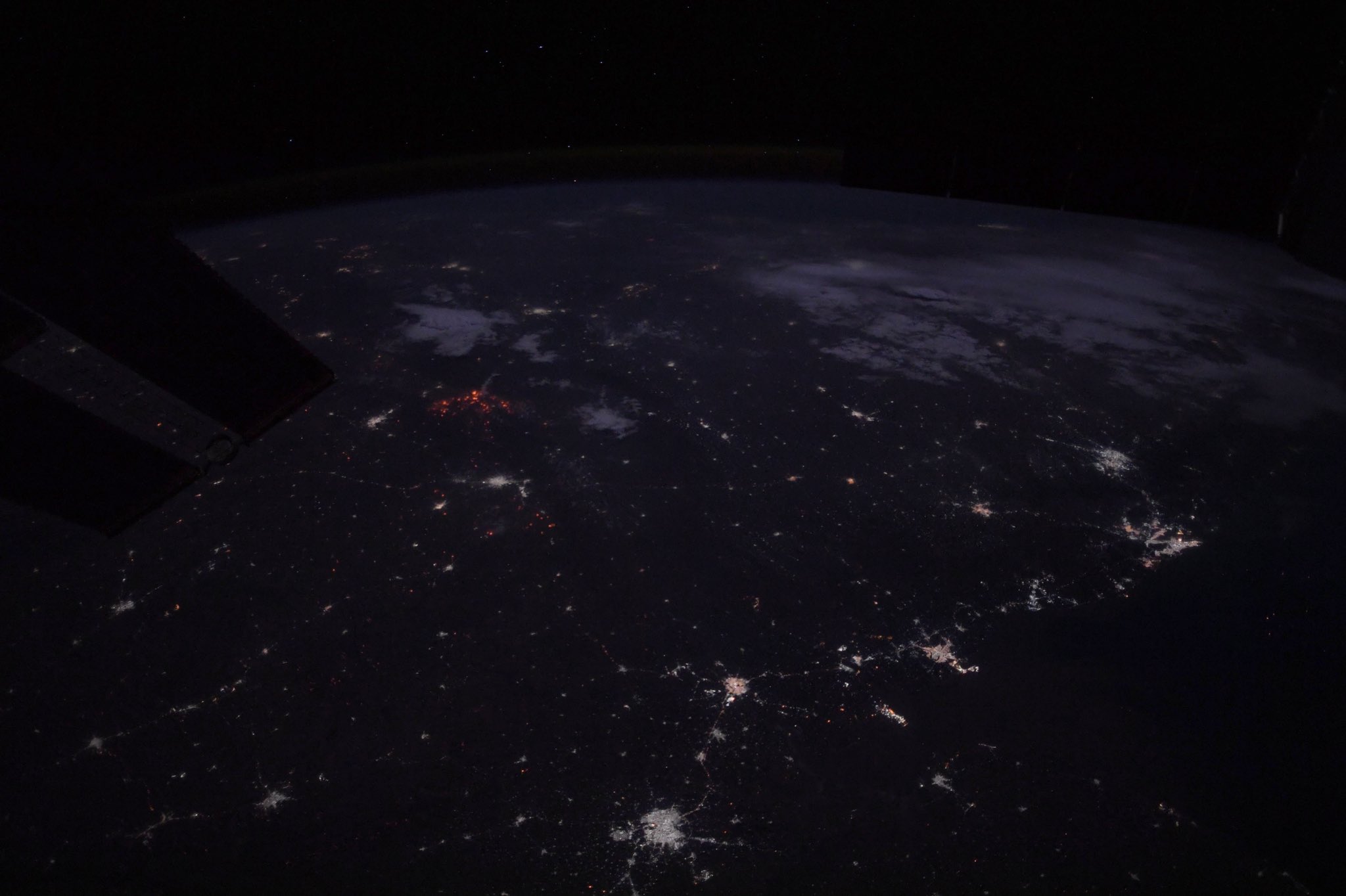 [:ja]【宇宙からの地球絶景】No.1002: インドの西海岸🇮🇳[:en][Earthview Wonders] No.1002: West Coast of India🇮🇳[:]