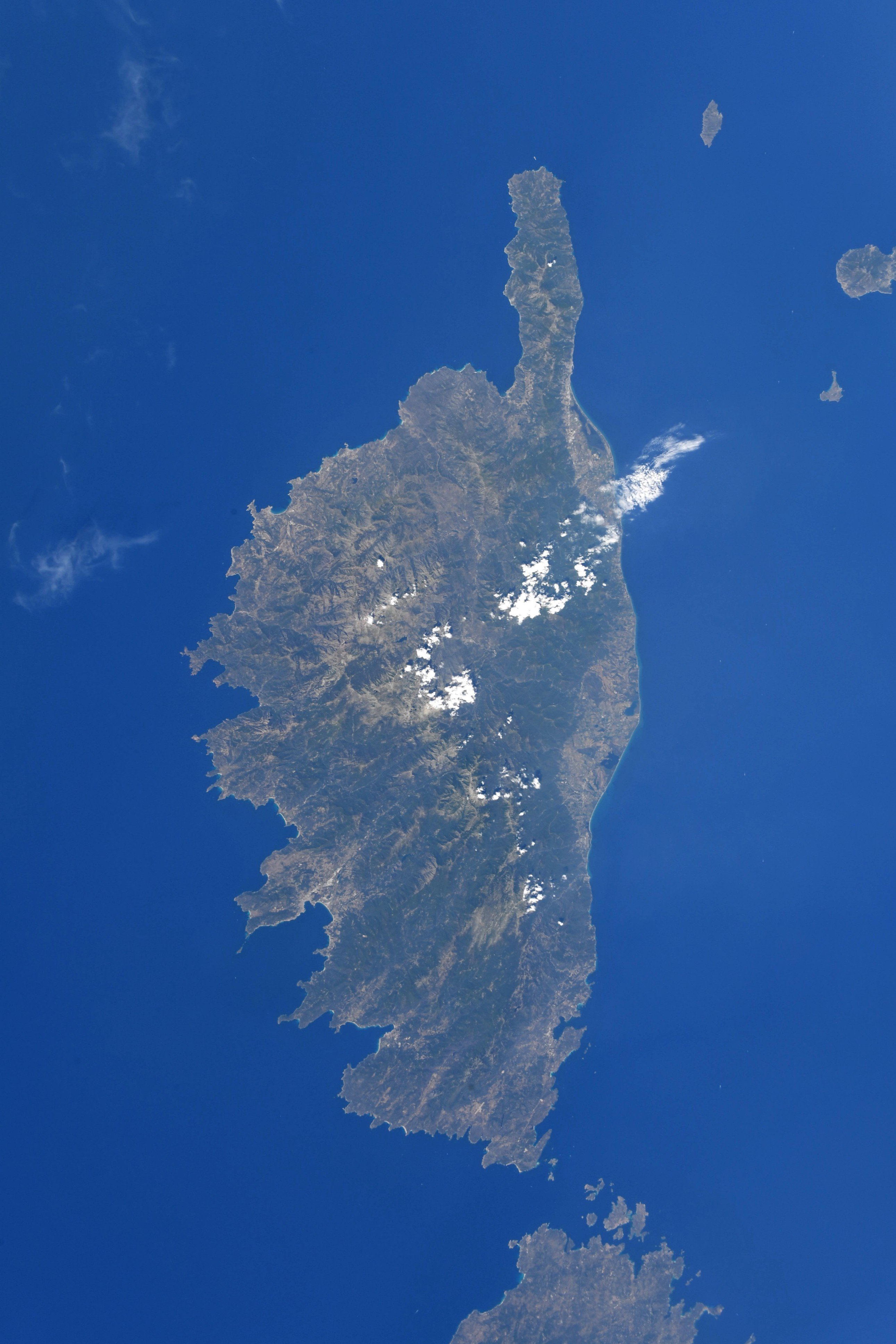 [:ja]【宇宙からの地球絶景】No.1043: コルシカ島🇫🇷[:en][Earthview Wonders] No.1043: Corsica🇫🇷[:]