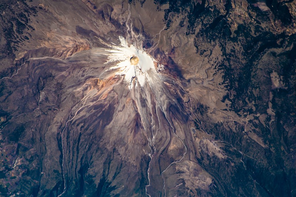[:ja]【宇宙からの地球絶景】No.1079: メキシコのオリサバ山🇲🇽[:en][Earthview Wonders] No.1079: Mt.Orizaba, Mexico🇲🇽[:]