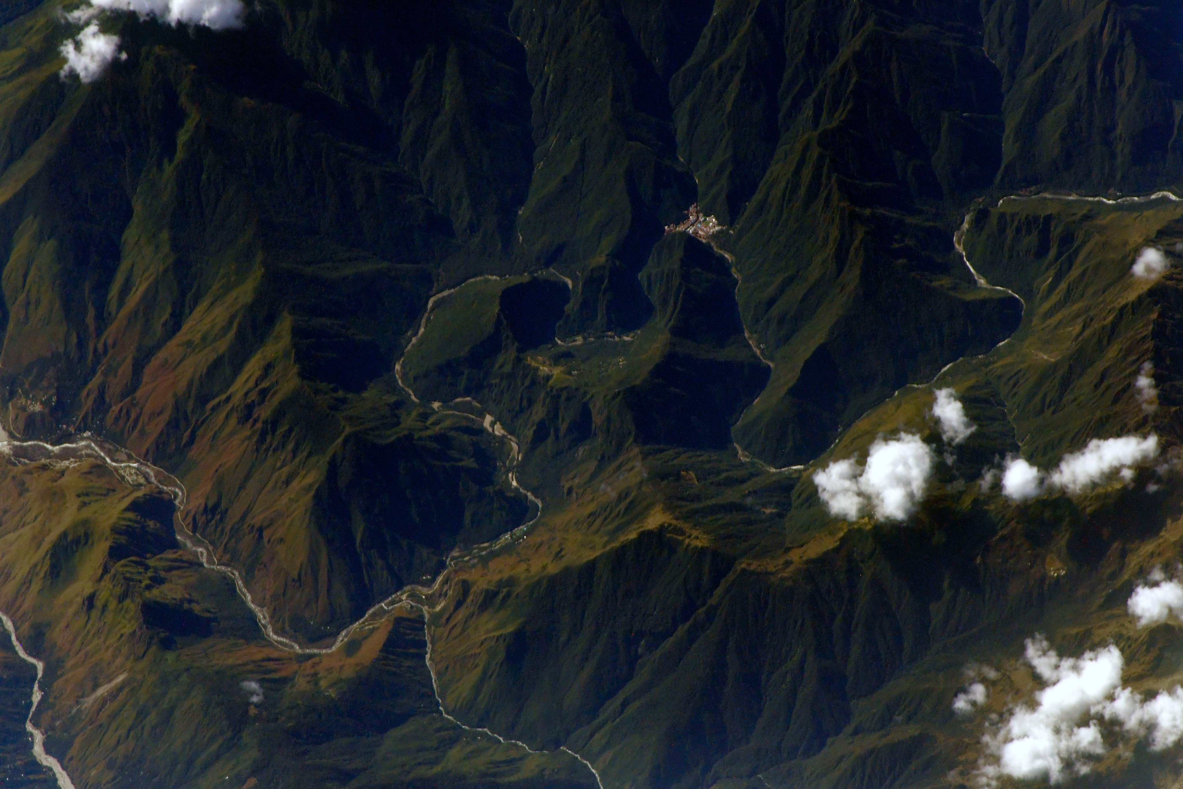 [:ja]【宇宙からの地球絶景】No.1070: マチュピチュ🇵🇪[:en][Earthview Wonders] No.1070: Machu Picchu🇵🇪[:]