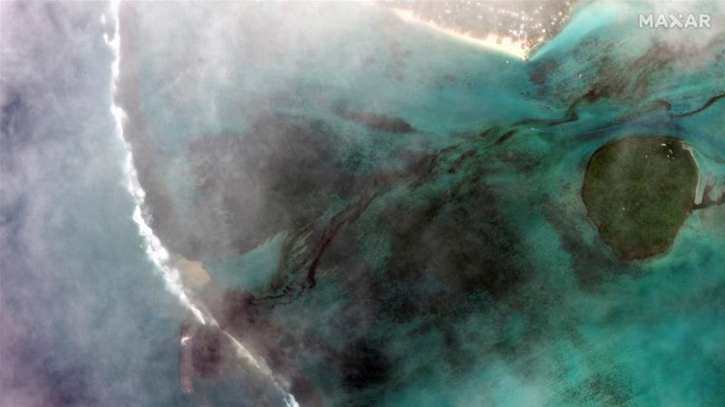 [:ja]【宇宙からの地球絶景】No.1088: モーリシャス沖の重油漏出🇲🇺[:en][Earthview Wonders] No.1088: Oil Spillage of Mauritius🇲🇺[:]