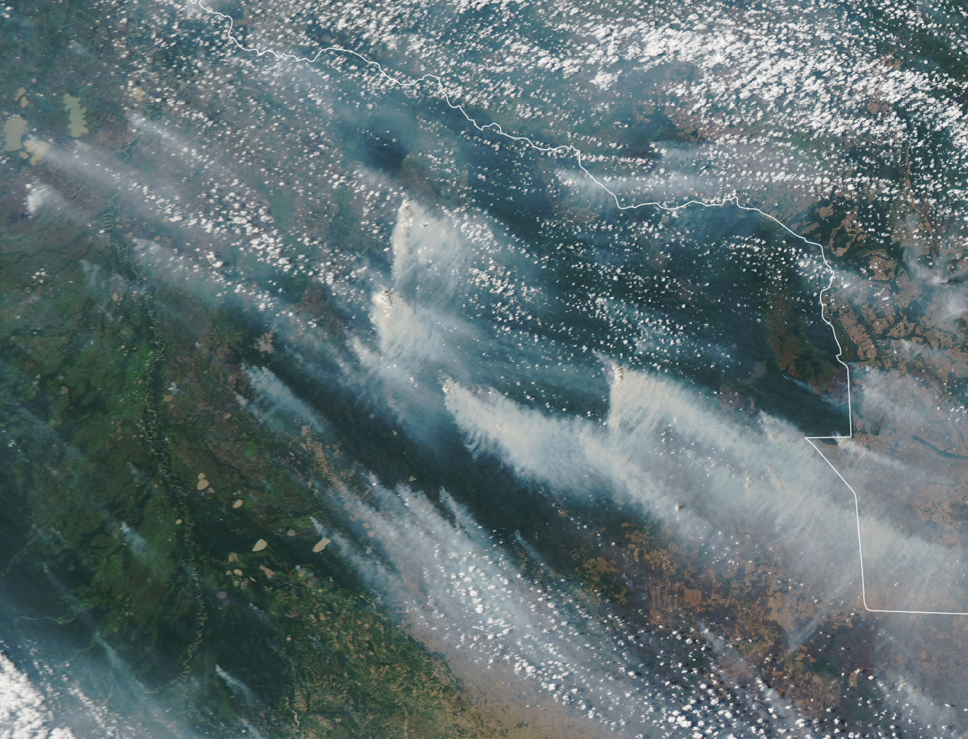 [:ja]【宇宙からの地球絶景】No.1141: ボリビアの山火事🇧🇴[:en][Earthview Wonders] No.1141: Wildfire of Bolivia🇧🇴[:]