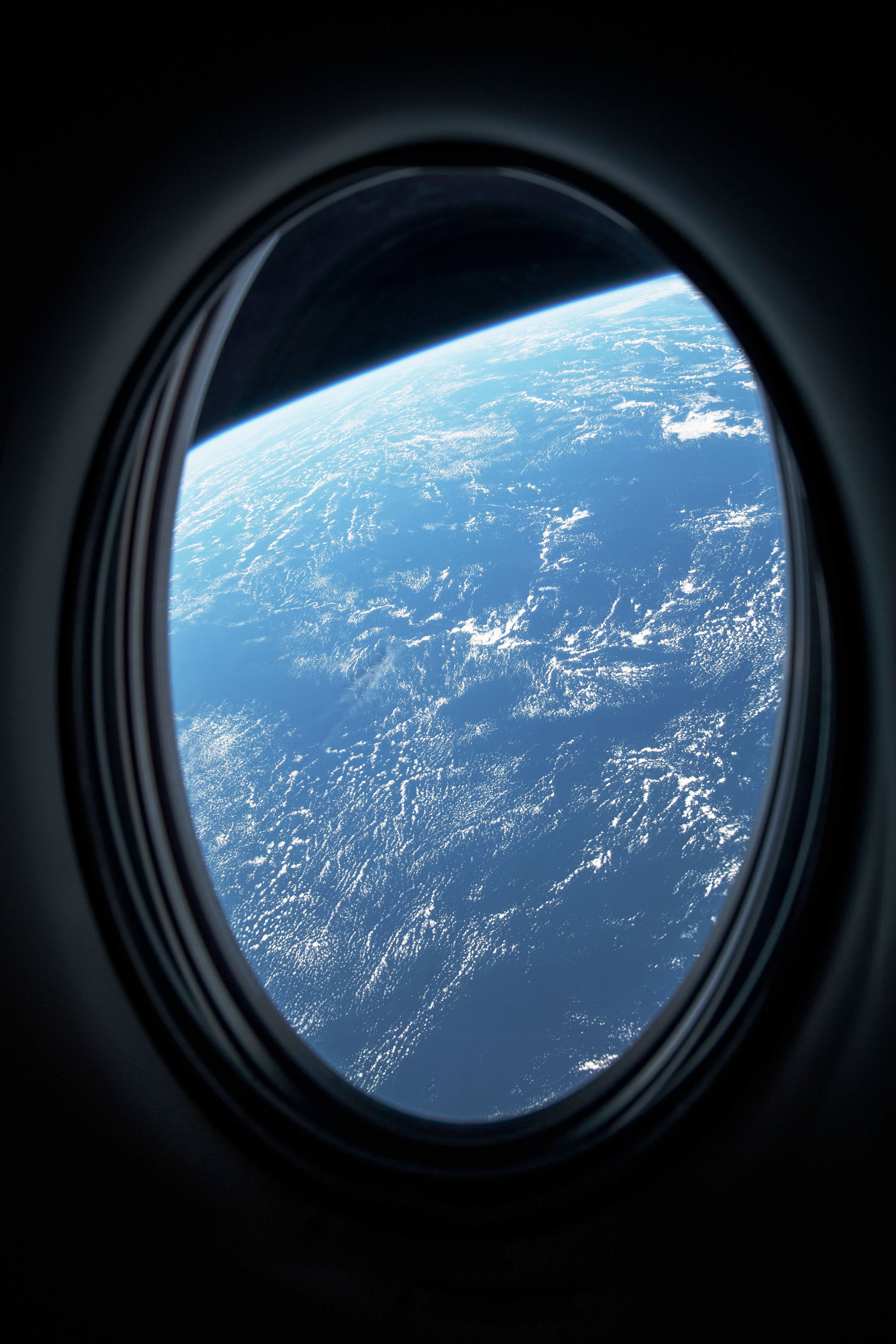 [:ja]【宇宙からの地球絶景】No.1167: クルードラゴンからの地球[:en][Earthview Wonders] No.1167: Earthview from Crew Dragon[:]