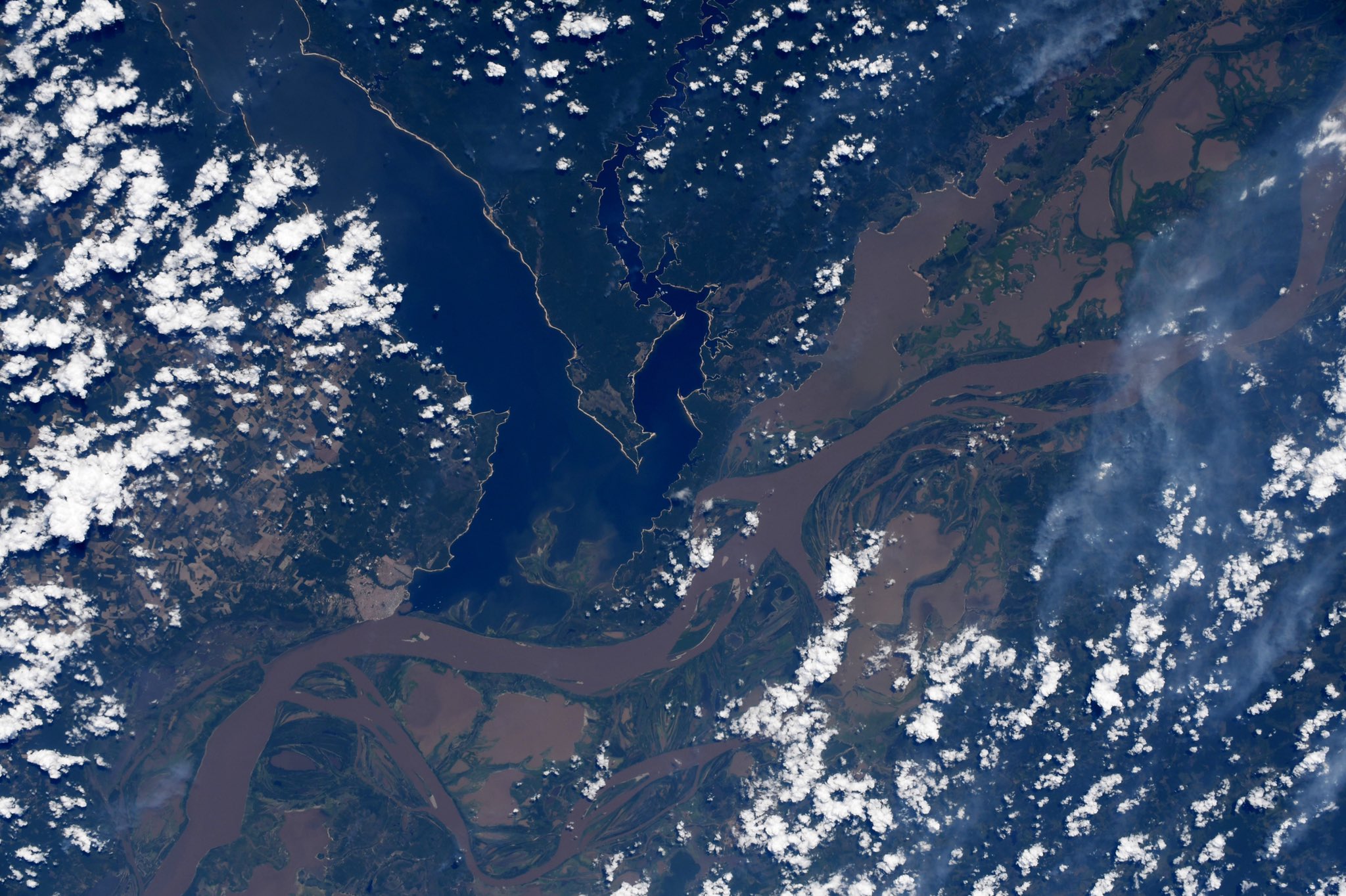[:ja]【宇宙からの地球絶景】No.1177: ブラジルのサンタレン🇧🇷[:en][Earthview Wonders] No.1177: Santarém, Brazil🇧🇷[:]