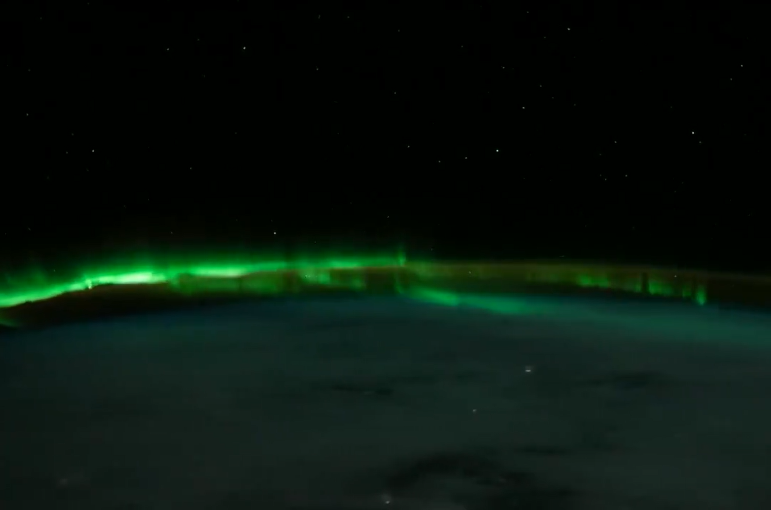 [:ja]【宇宙からの地球絶景】【動画】No.1178: オーロラ[:en][Earthview Wonders][Video] No.1178: Aurora[:]