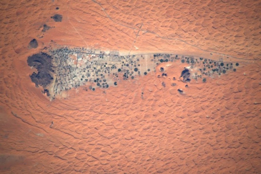 [:ja]【宇宙からの地球絶景】No.1202: サウジアラビアのジュッバ・オアシス🇸🇦[:]