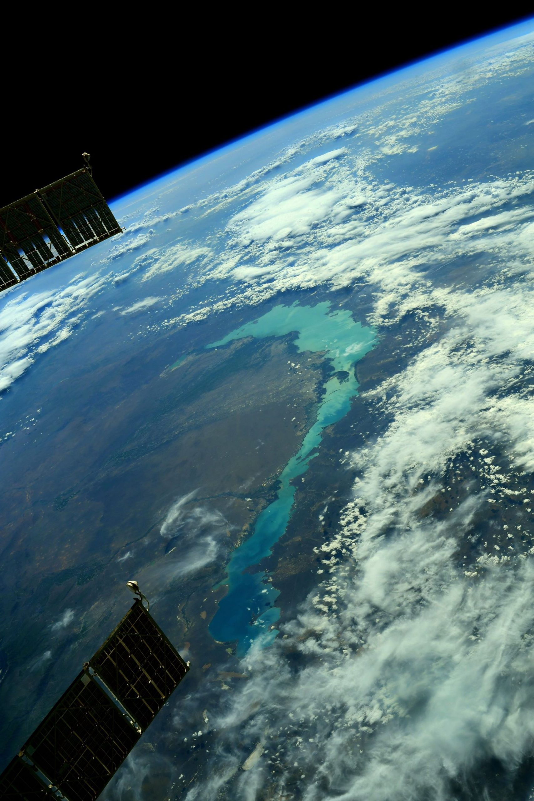 [:ja]【宇宙からの地球絶景】No.1310: バイカル湖🇷🇺[:]