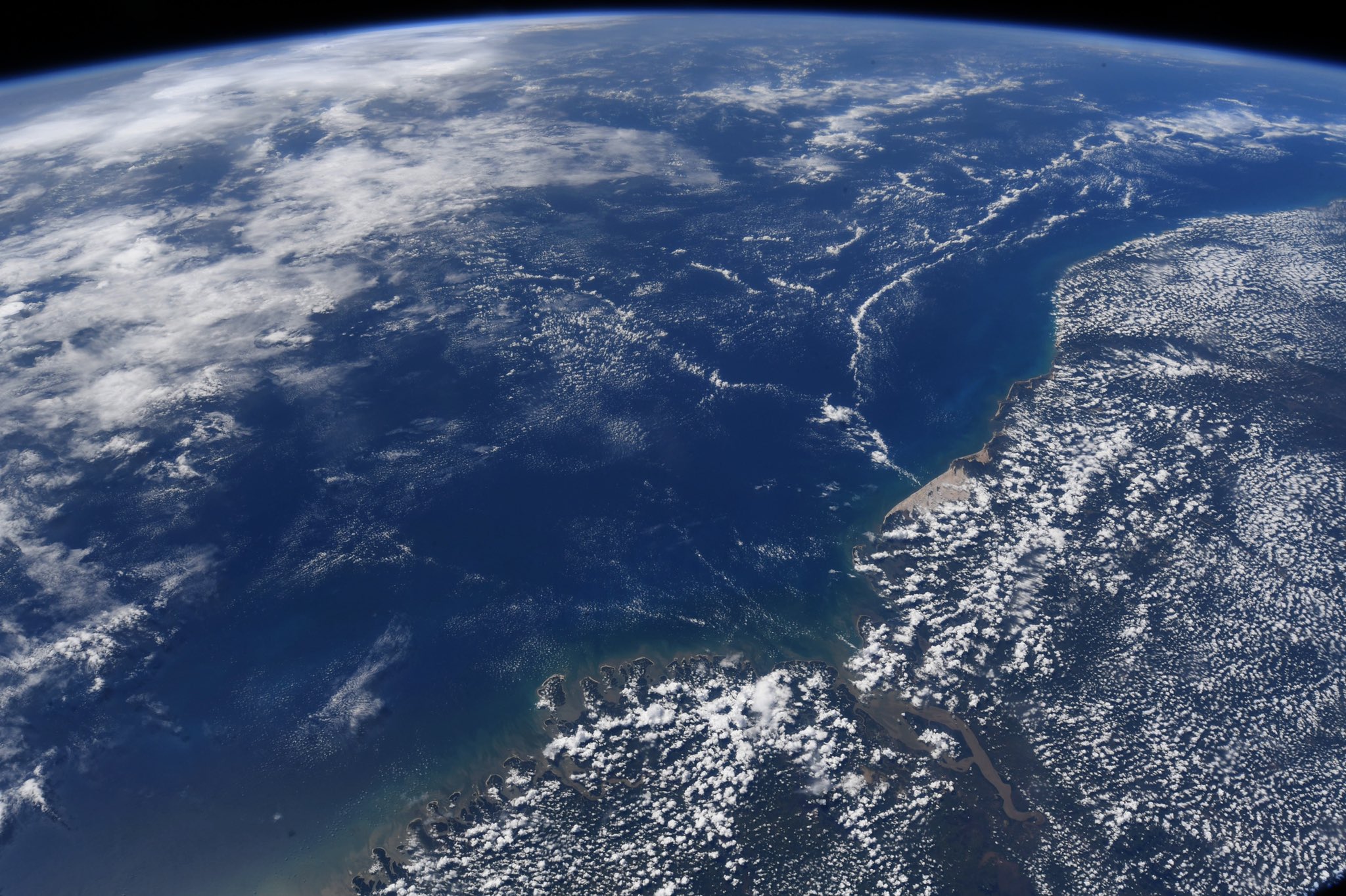 [:ja]【宇宙からの地球絶景】No.1341: レンソイス・マラニャンセス🇧🇷[:]