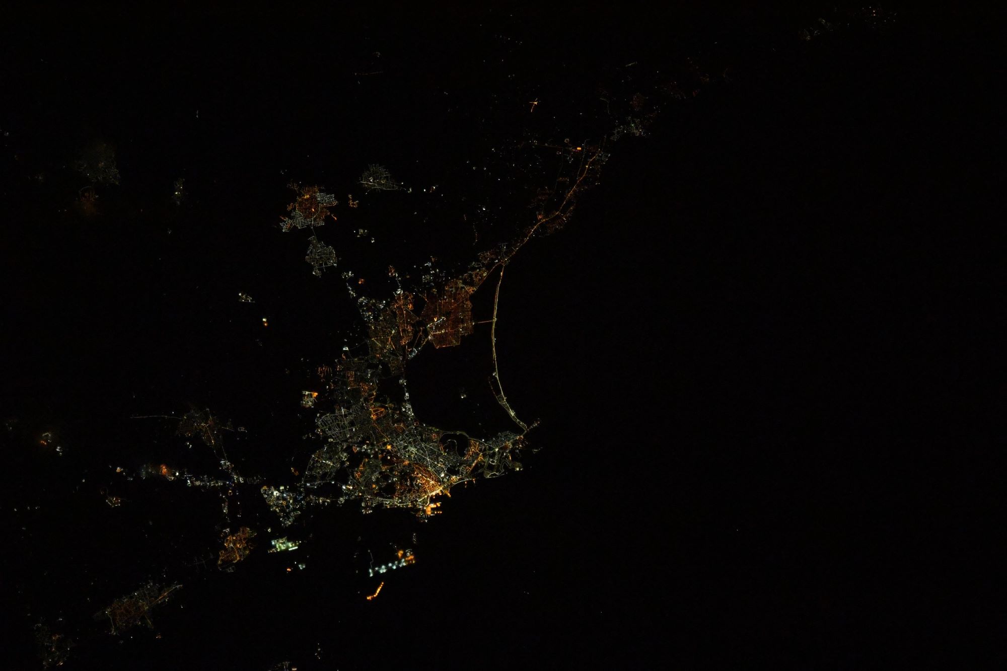 [:ja]【宇宙からの地球絶景】No.1351: カリアリ🇮🇹[:]