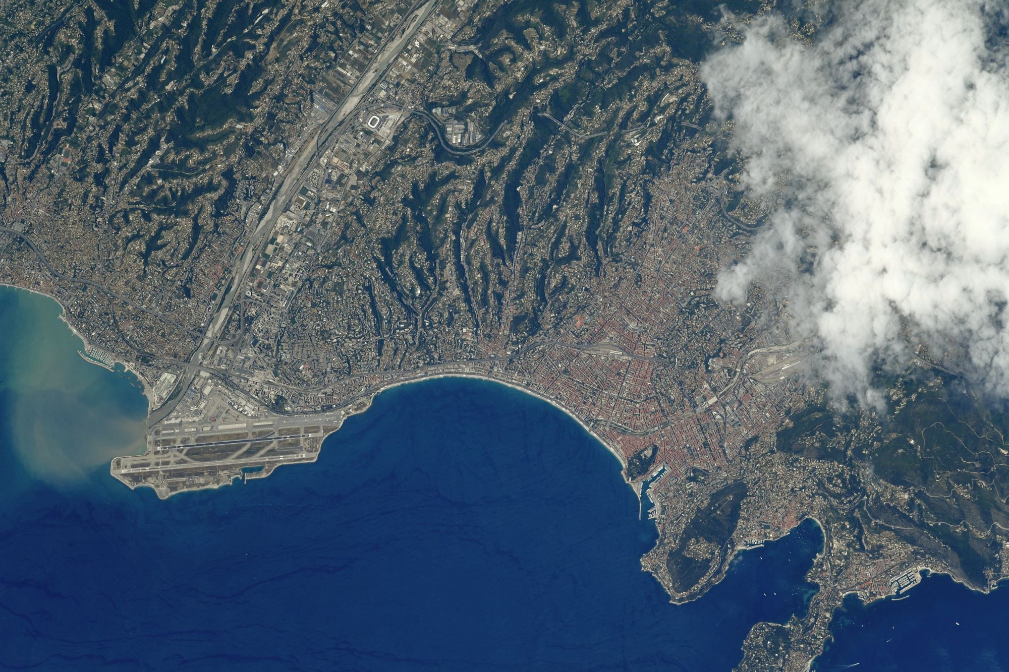 [:ja]【宇宙からの地球絶景】No.1361: ニース🇫🇷[:]