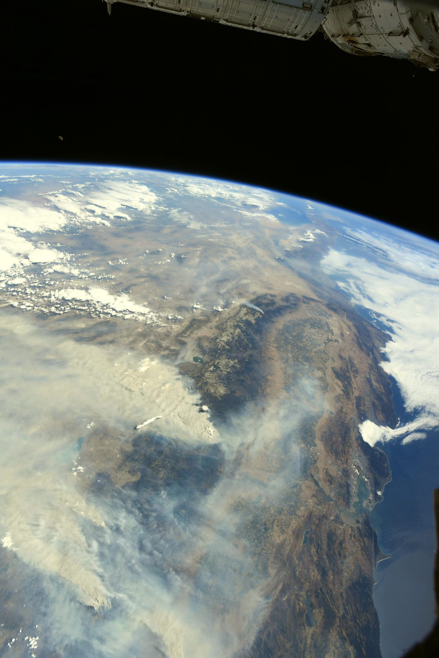 [:ja]【宇宙からの地球絶景】No.1363: 北半球の山火事[:]