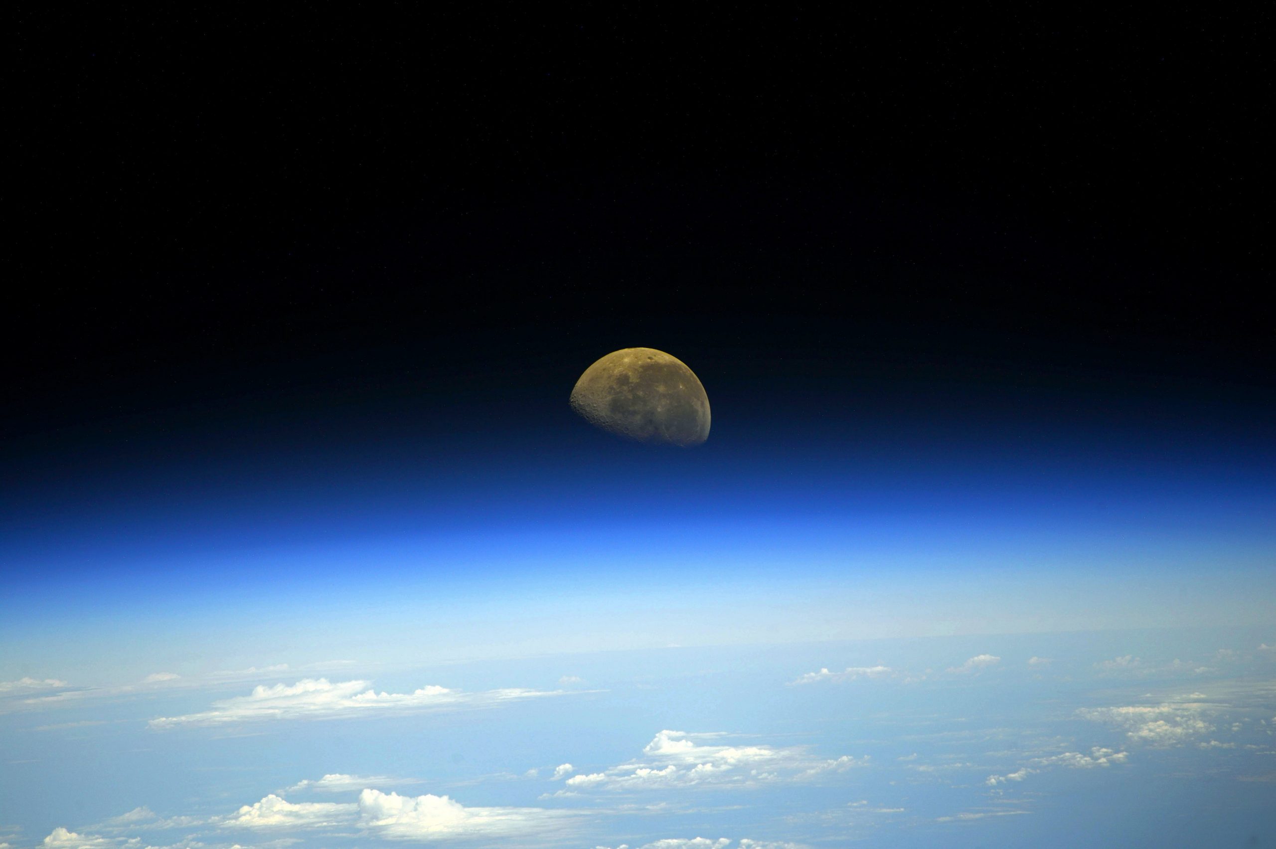 [:ja]【宇宙からの地球絶景】No.1413: 月[:]