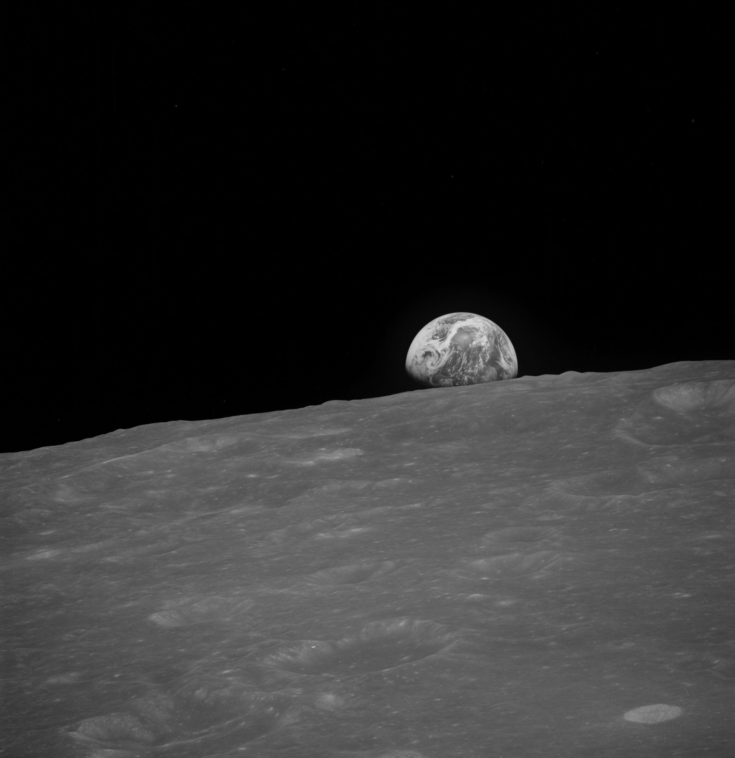 [:ja]【宇宙からの地球絶景】No.1450: 地球の出（アースライズ）[:]