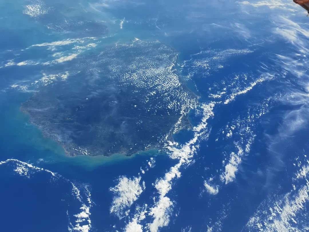 [:ja]【宇宙からの地球絶景】No.1438: 海南島🇨🇳[:]