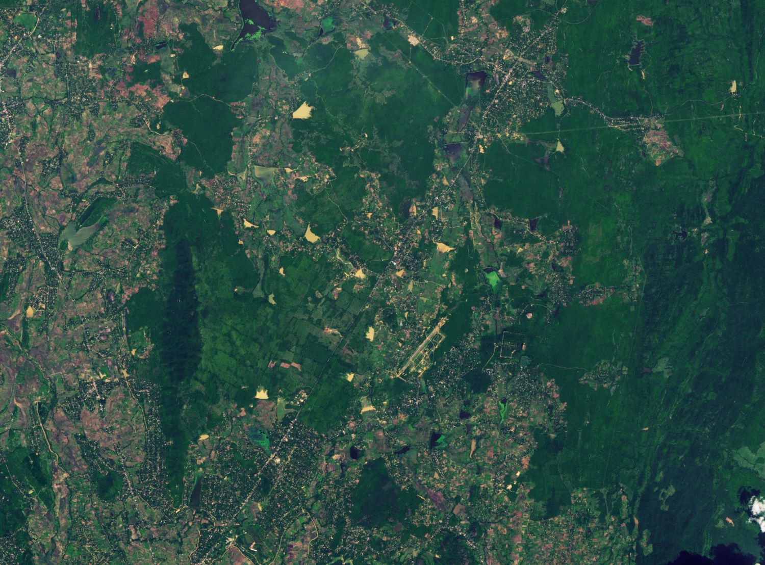 [:ja]【宇宙からの地球絶景】No.1504: スリランカのシーギリヤ🇱🇰[:]