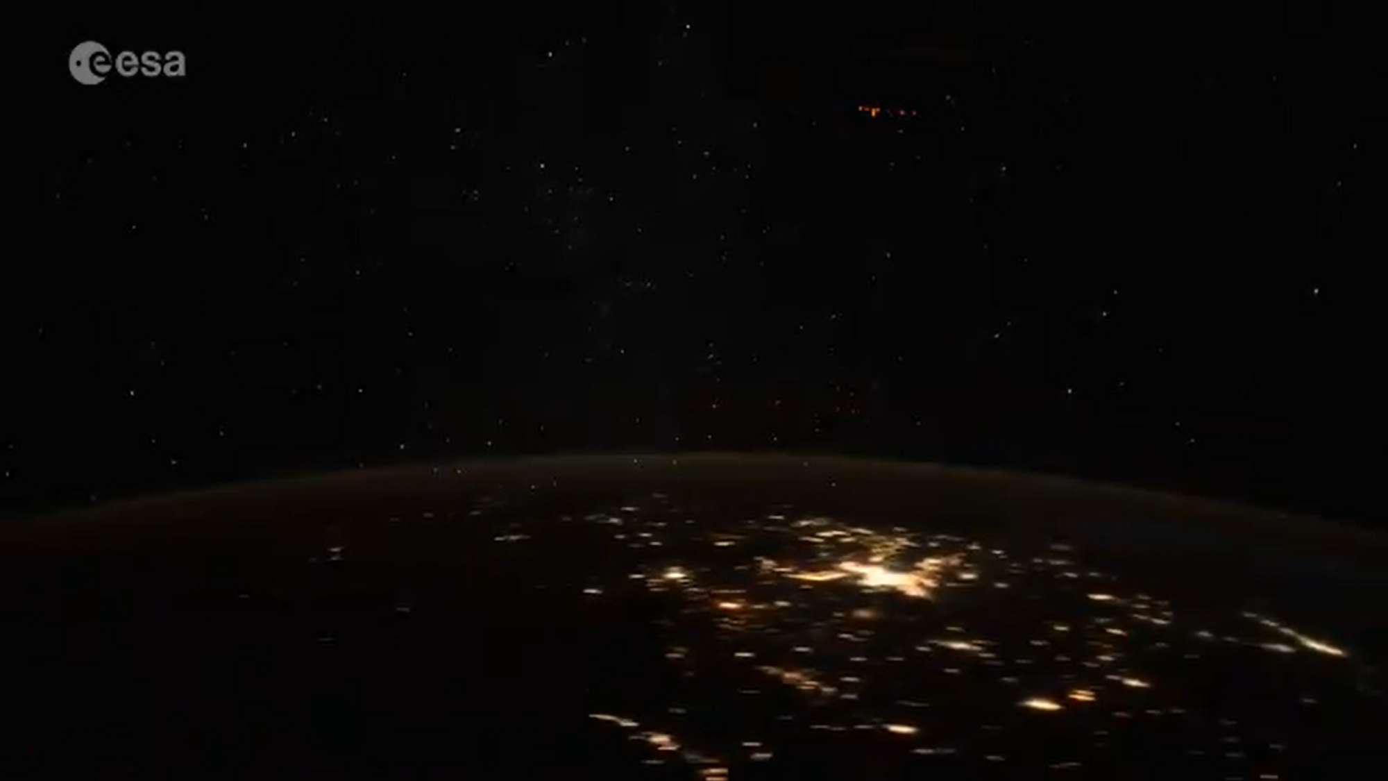 [:ja]【宇宙からの地球絶景】No.1582: 夜の地球[:]